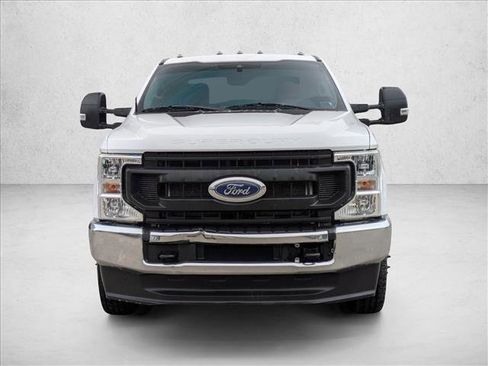 Used 2022 Ford F350 XL w/ Power Equipment Group image 2