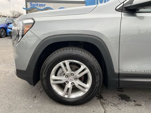 Used 2023 GMC Terrain SLE w/ Driver Convenience Package image 20