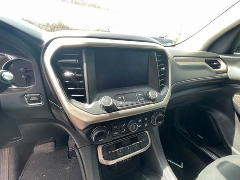 Used 2023 GMC Acadia Denali AWD/4WD image 15