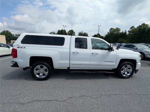Used 2018 Chevrolet Silverado 1500 LTZ Z71 w/ LTZ Plus Package AWD/4WD image 6