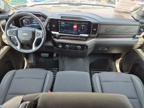 Used 2023 Chevrolet Silverado 1500 LT AWD/4WD image 22