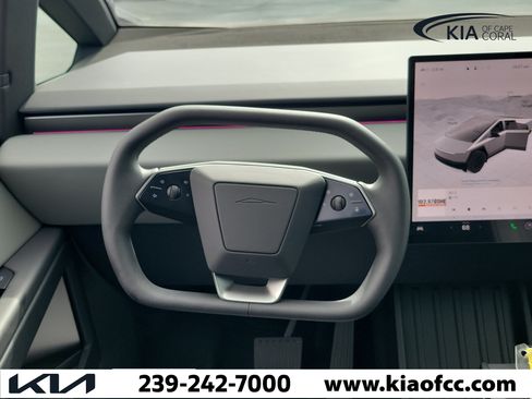 Used 2026 Tesla Cybertruck AWD Crew Cab image 17