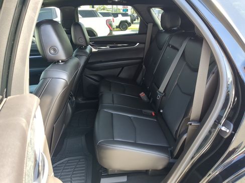 Certified 2023 Cadillac XT5 Premium Luxury image 17