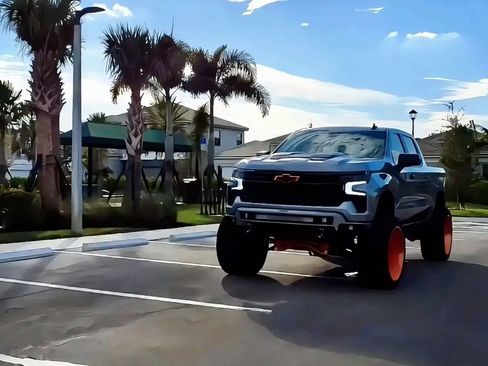 Used 2025 Chevrolet Silverado 1500 LT Trail Boss image 37