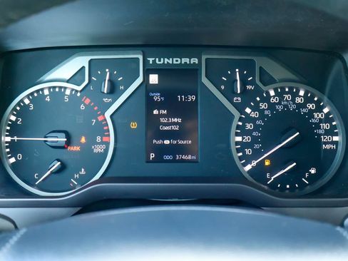 Used 2023 Toyota Tundra Limited AWD/4WD image 14