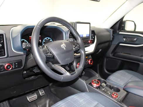 Used 2023 Ford Bronco Sport Heritage w/ Heritage Convenience Package AWD/4WD image 18