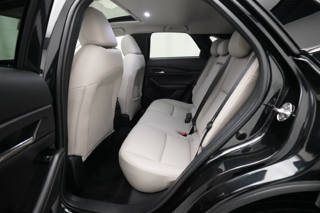 Certified 2024 MAZDA CX-30 AWD 2.5 S w/ Preferred Package image 16