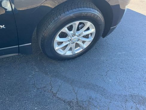 Used 2018 Chevrolet Equinox LT image 29