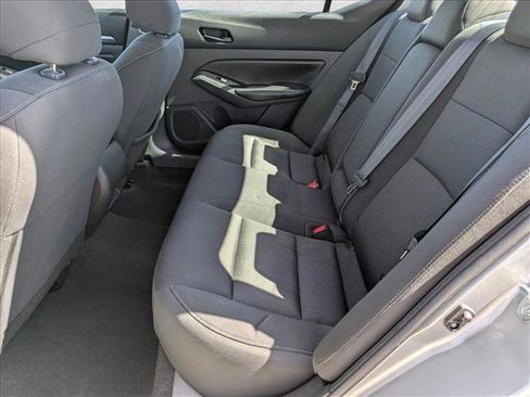 Used 2023 Nissan Altima 2.5 SV FWD image 19