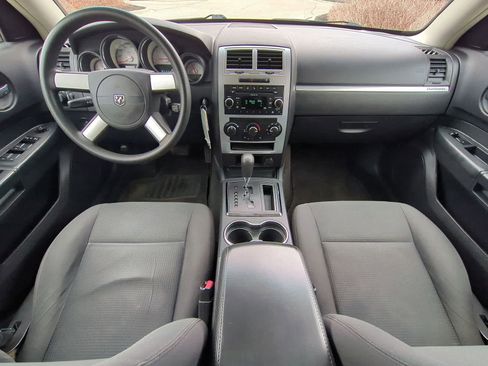 Used 2010 Dodge Charger SXT image 15