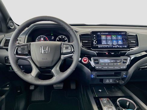New 2026 Honda Ridgeline Black Edition image 2