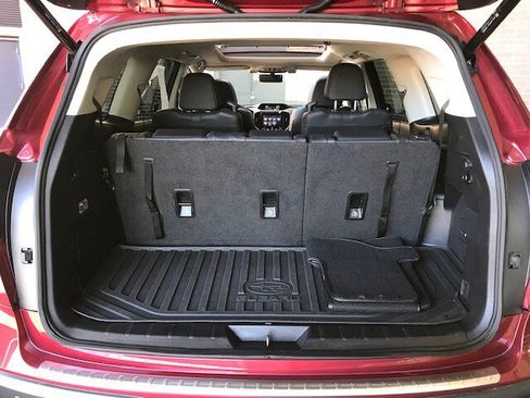 Used 2021 Subaru Ascent Touring w/ Popular Package #2A image 11