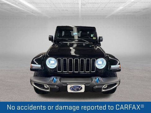 Used 2024 Jeep Wrangler Unlimited Sahara AWD/4WD image 2