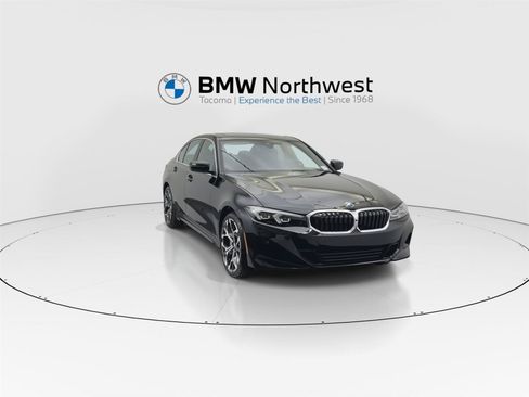 New 2026 BMW 330i Sedan w/ Convenience Package RWD image 7
