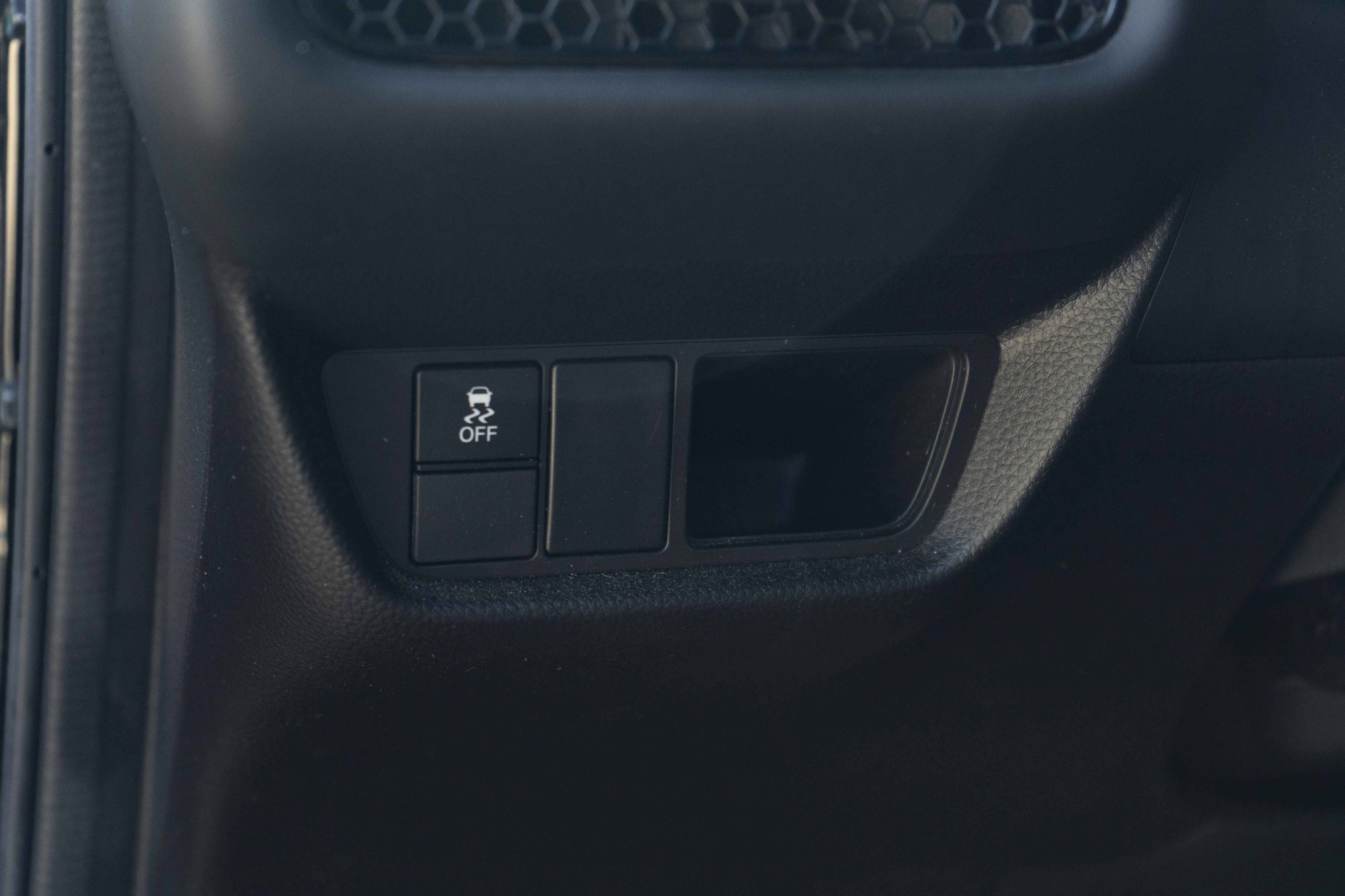 Used 2023 Honda HR-V EX-L image 41