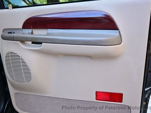 Used 2004 Ford Excursion Limited image 46