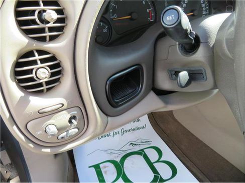 Used 2000 Pontiac Bonneville SE w/ Opt Pkg image 10