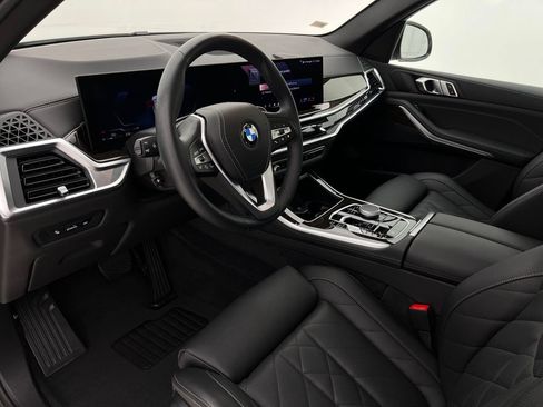 Used 2024 BMW X5 xDrive40i AWD/4WD image 12