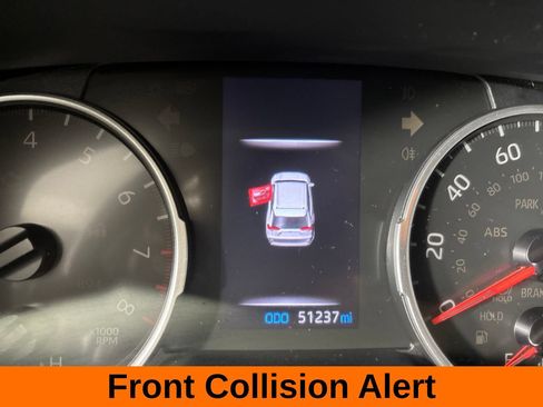 Used 2021 Toyota RAV4 XLE Premium FWD image 17