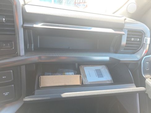 New 2025 Ford F150 Platinum w/ Equipment Group 702A High image 36