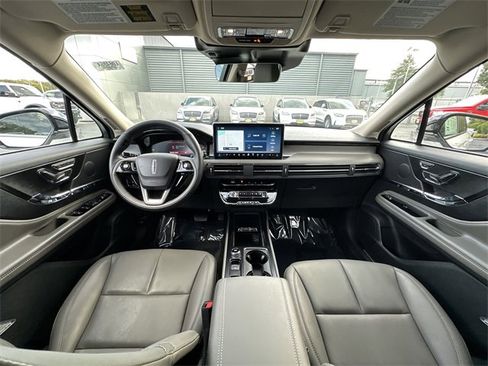 Certified 2024 Lincoln Corsair AWD w/ Equipment Group 101A image 16