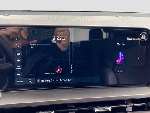 New 2025 Kia Telluride S image 13