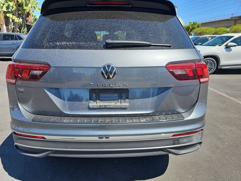 Used 2023 Volkswagen Tiguan SE FWD image 11