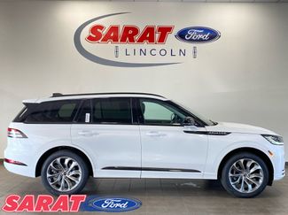 New 2026 Lincoln Aviator AWD w/ Jet Appearance Package video 1