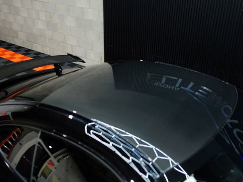 Used 2018 Mercedes-Benz AMG GT R image 11