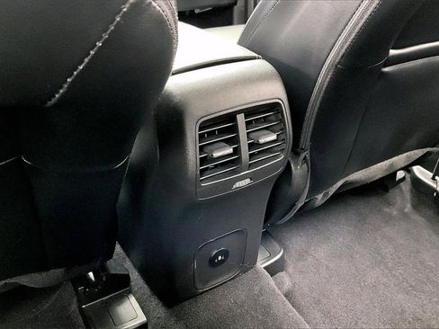 Used 2023 Ford Escape Platinum image 33