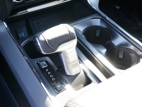 Used 2024 Ford F150 Lariat w/ Equipment Group 502A High image 27