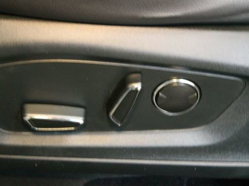 Used 2020 Ford Explorer ST image 20