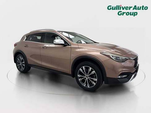 Used 2018 INFINITI QX30 Premium w/ Navigation Package AWD/4WD image 12