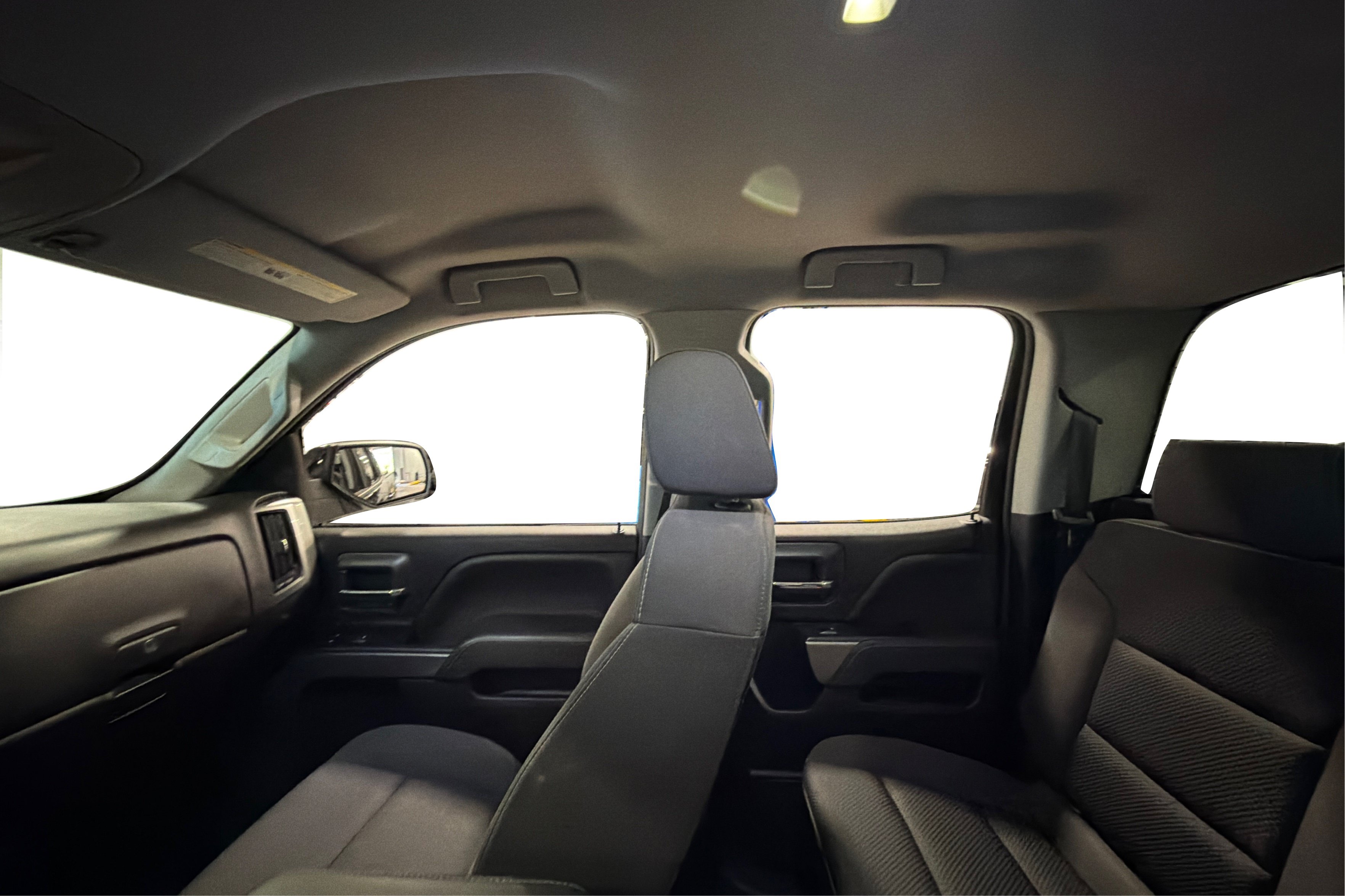 Used 2018 Chevrolet Silverado 1500 LT w/ All Star Edition AWD/4WD image 36
