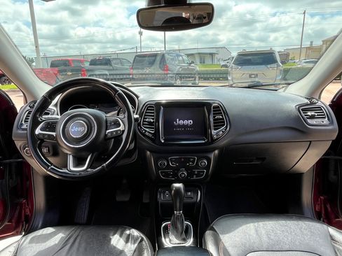 Used 2021 Jeep Compass Limited image 11