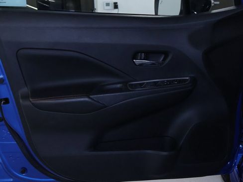 Used 2023 Nissan Versa SR w/ Trunk Package image 9