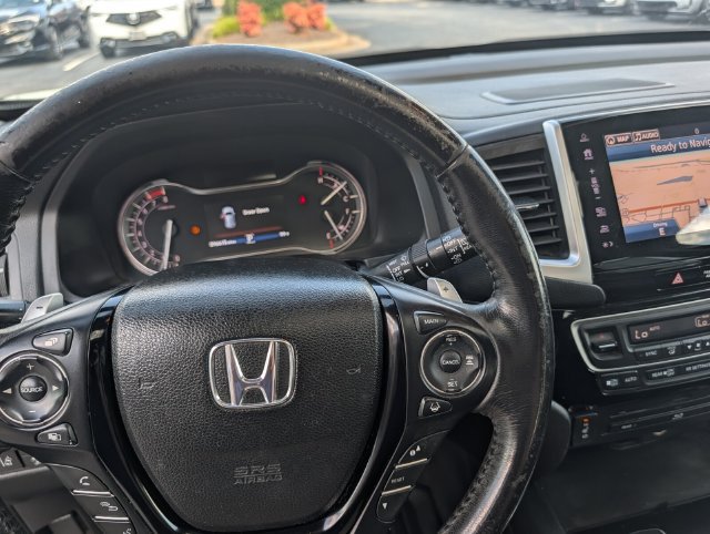 Used 2017 Honda Pilot Touring image 34