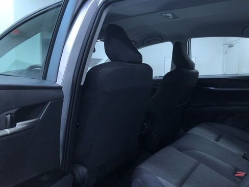 Used 2025 Toyota Camry LE image 20