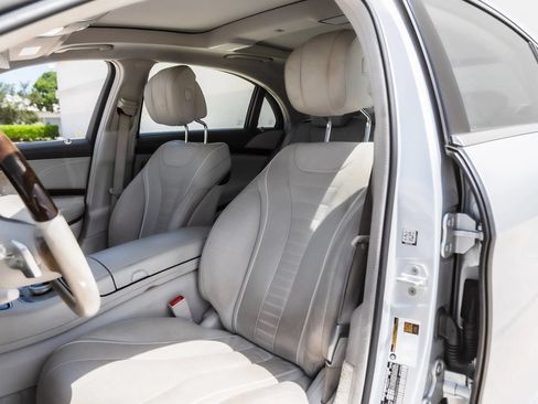 Used 2016 Mercedes-Benz S 550 Sedan image 15