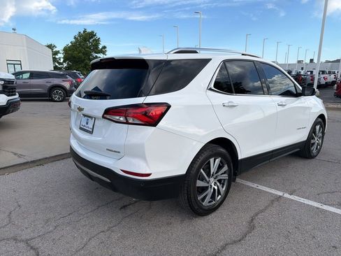 Certified 2022 Chevrolet Equinox Premier FWD image 3