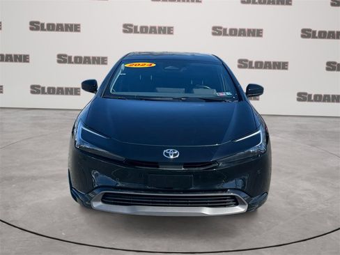 Used 2024 Toyota Prius XLE image 8