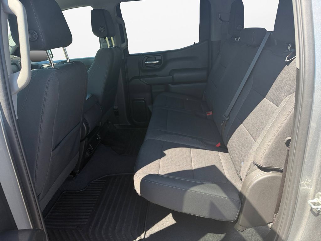 Used 2023 Chevrolet Silverado 1500 Custom AWD/4WD image 15