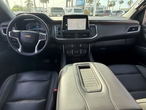 Used 2022 Chevrolet Tahoe LT w/ Luxury Package RWD image 15