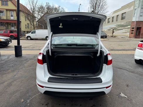 Used 2019 Ford Fiesta SE image 22