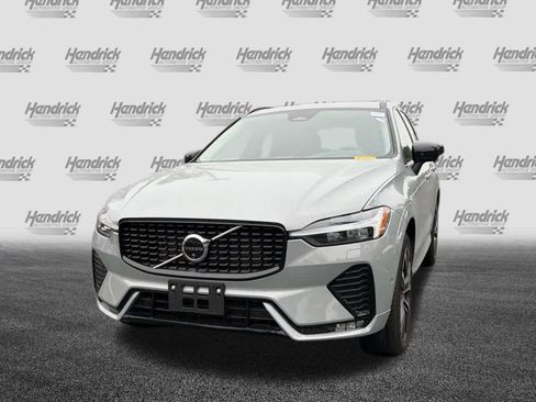 Certified 2025 Volvo XC60 B5 Plus image 48