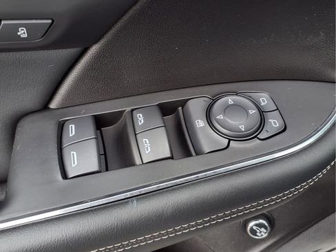 Certified 2023 Buick Envision Essence w/ Sport Touring Package image 20