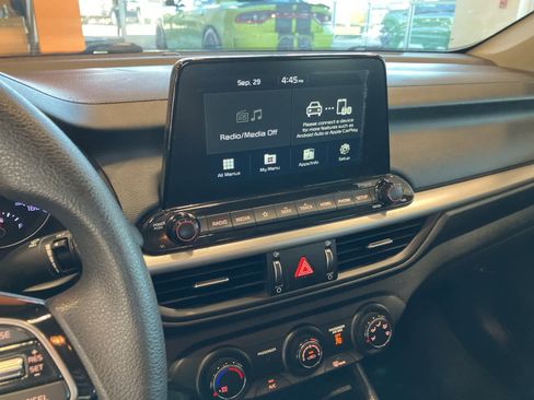 Used 2021 Kia Forte LXS image 19