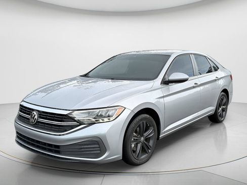 Used 2023 Volkswagen Jetta SE FWD image 1
