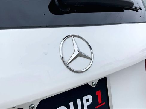 Used 2022 Mercedes-Benz GLB 250 image 9