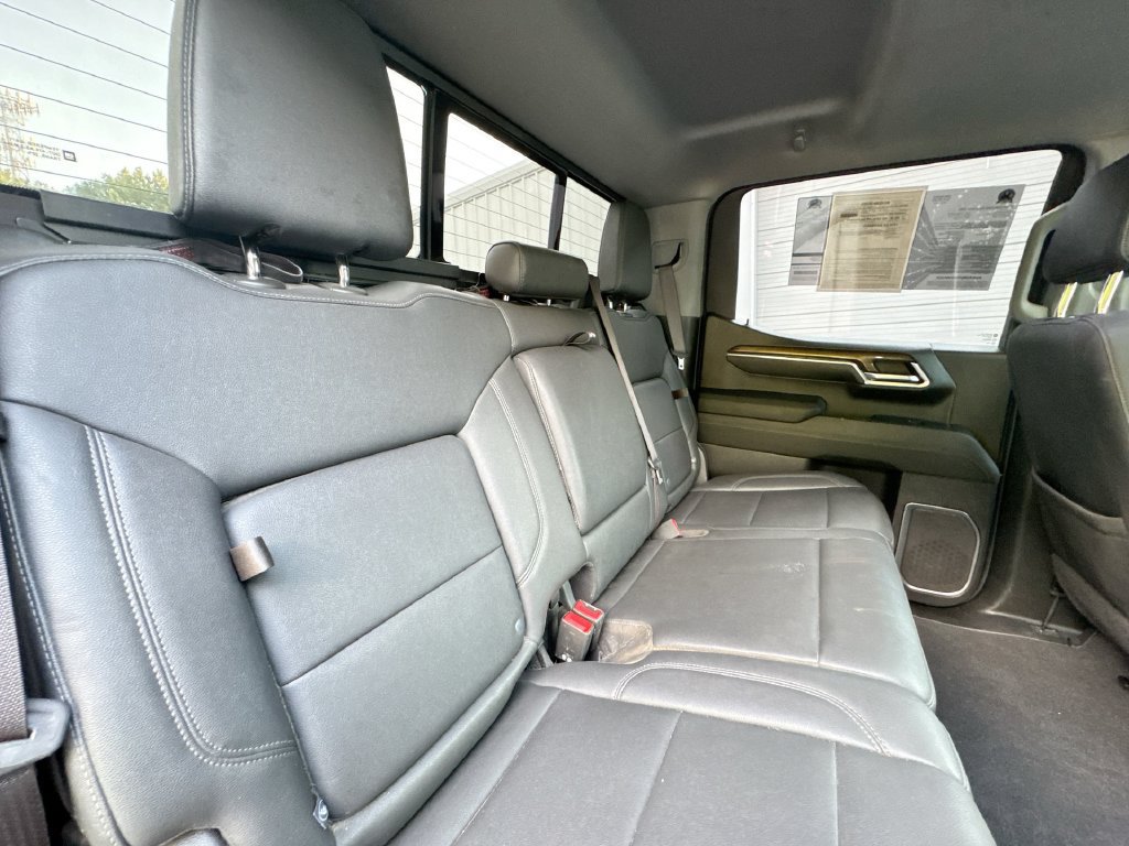 Used 2024 Chevrolet Silverado 1500 LT Trail Boss w/ LT Trail Boss Premium Package AWD/4WD image 29